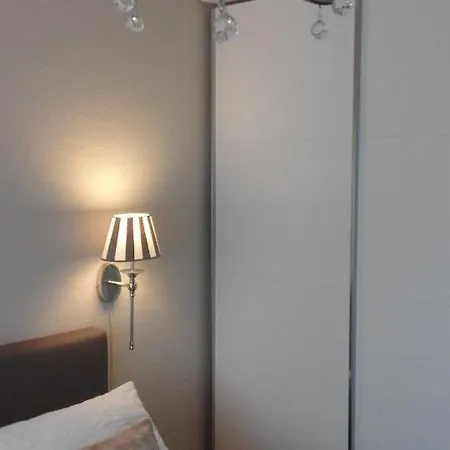 Haus-nordland-app-17-schwimmbad *