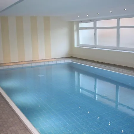 Haus-nordland-app-17-schwimmbad 아파트 *